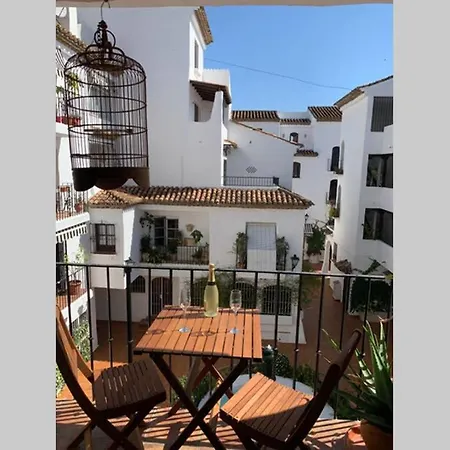Pueblo Blanco Casa Del Loro Torremolinos